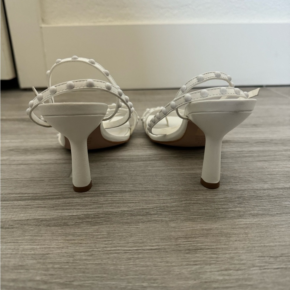 Schutz White Kitten Heel with Ankle Strap - Size 7.5 - Picture 3 of 4